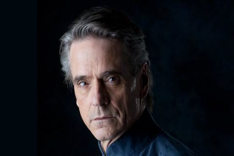 HBO Casts Jeremy Irons In “Watchmen” Lead Role