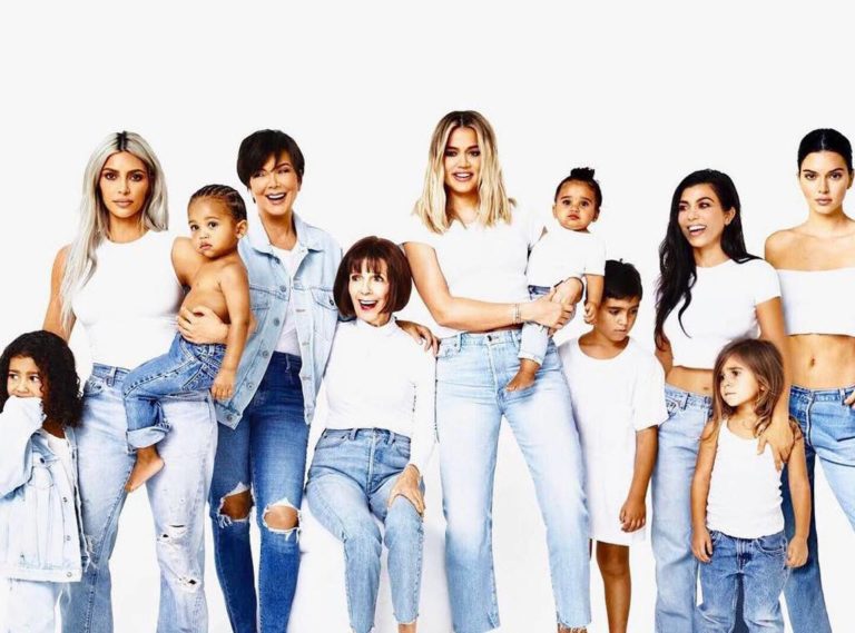 Why Kendall Jenner Isn’t in Kardashian Christmas Card?