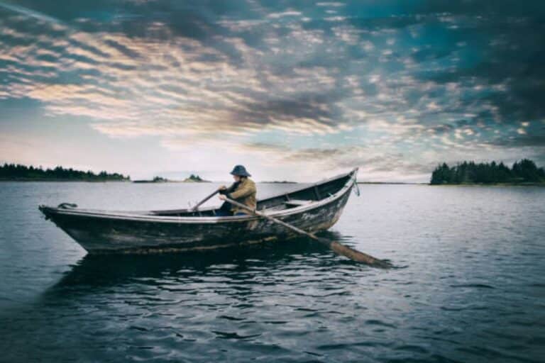 A Fisherman’s Eerie Discovery: The Uncharted Island That Left Him Pale-Faced